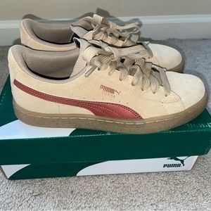 Puma Sneakers